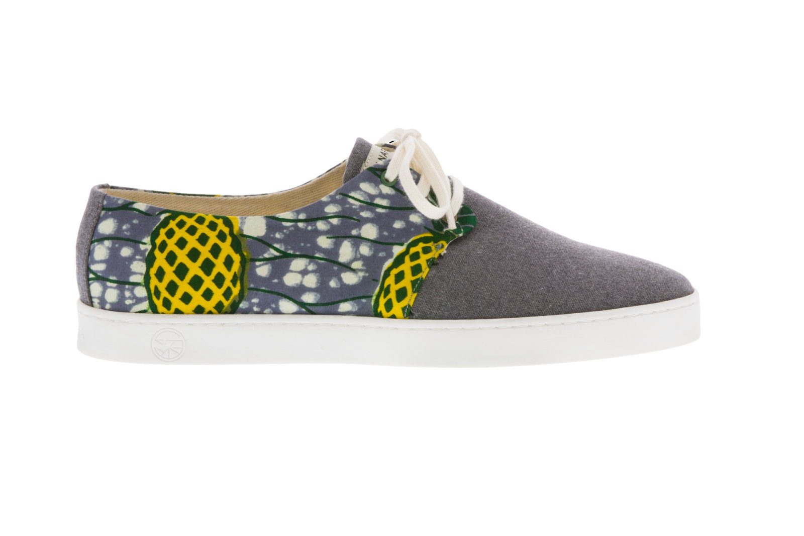 Notre top 16 des sneakers green et cools - SloWeAre panafrica-chaussure-small-blanc