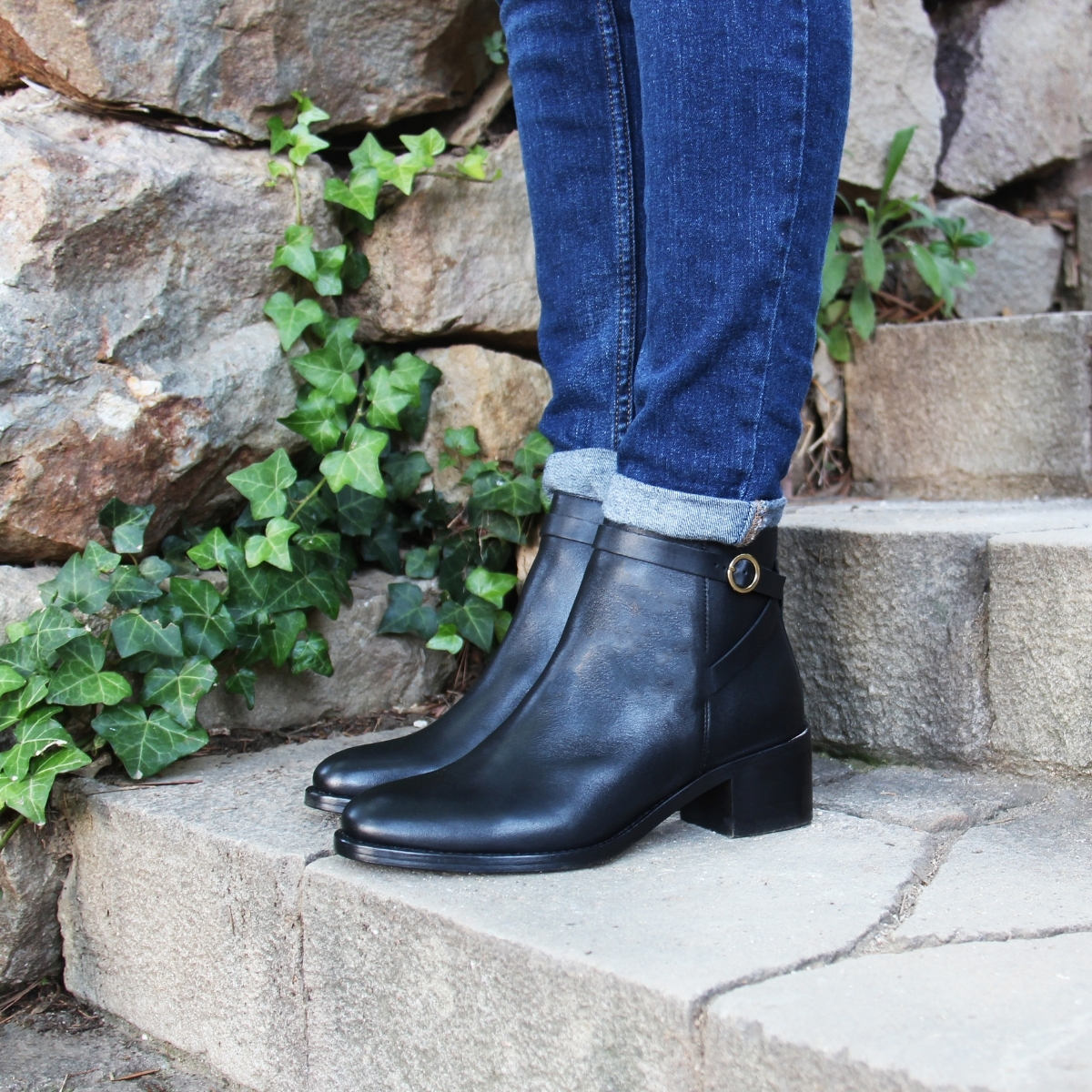 JULES \u0026 JENN, les essentiels du vestiaire à un prix juste