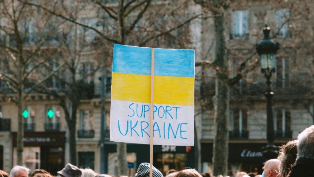 SloWeAre — Soutien à l’Ukraine le t-shirt engagé de la Gentle Factory